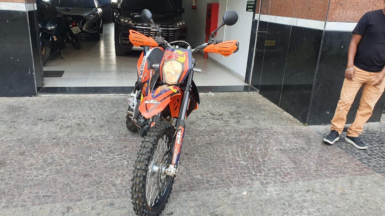 KTM 690 Duke I/  R 2012