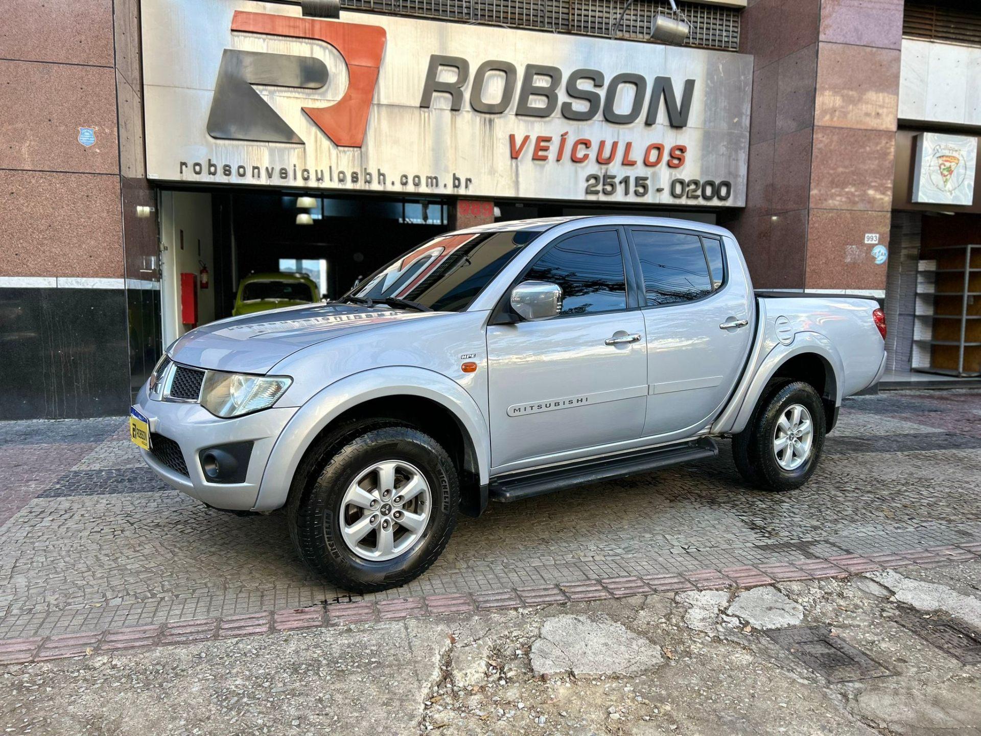 Mitsubishi L200 Triton HPE 3.2 CD TB Int.Diesel Aut  2012