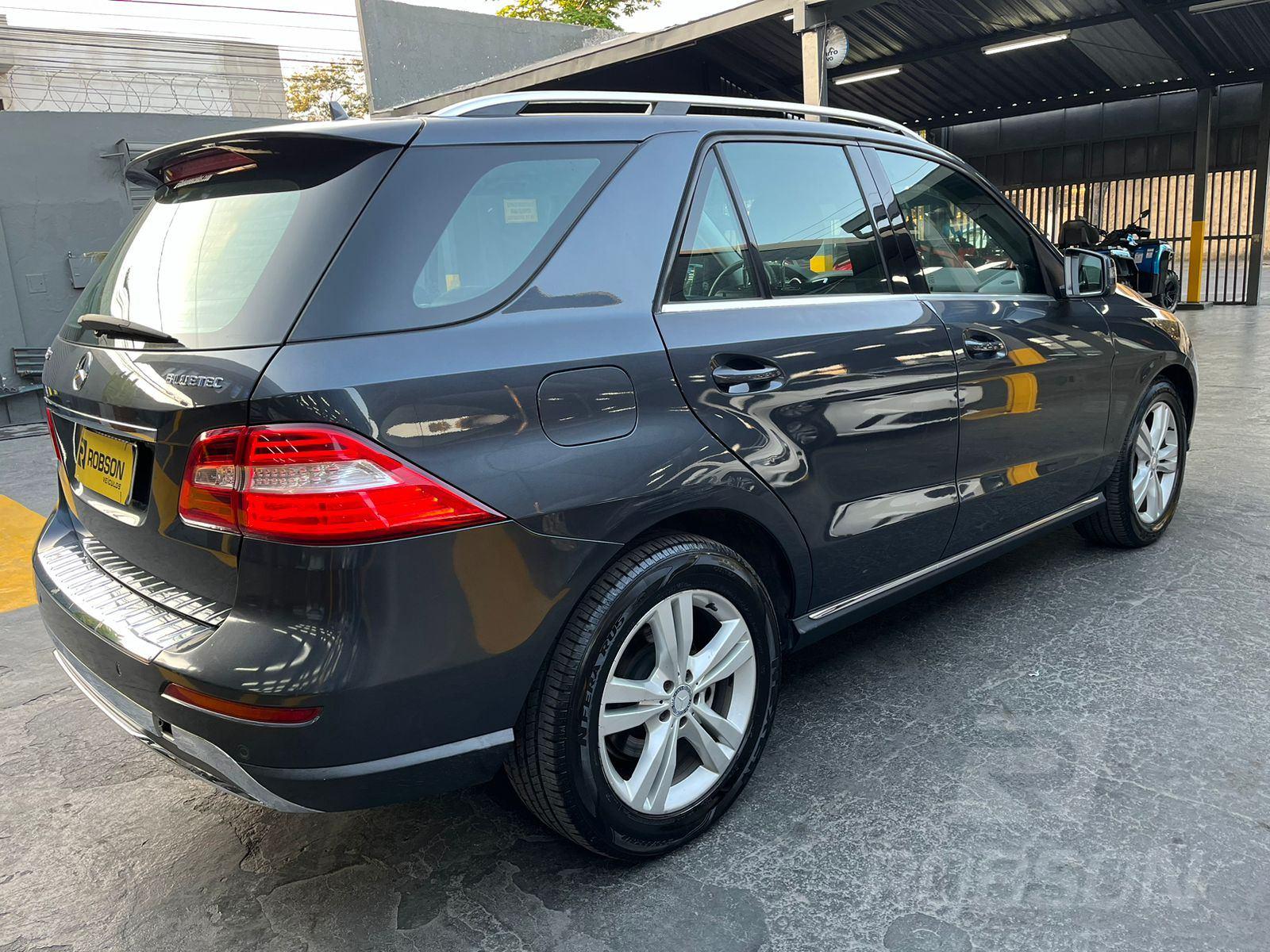 Mercedes-Benz ML-350 Sport 3.0 V6 258cv 4X4 Diesel  2014