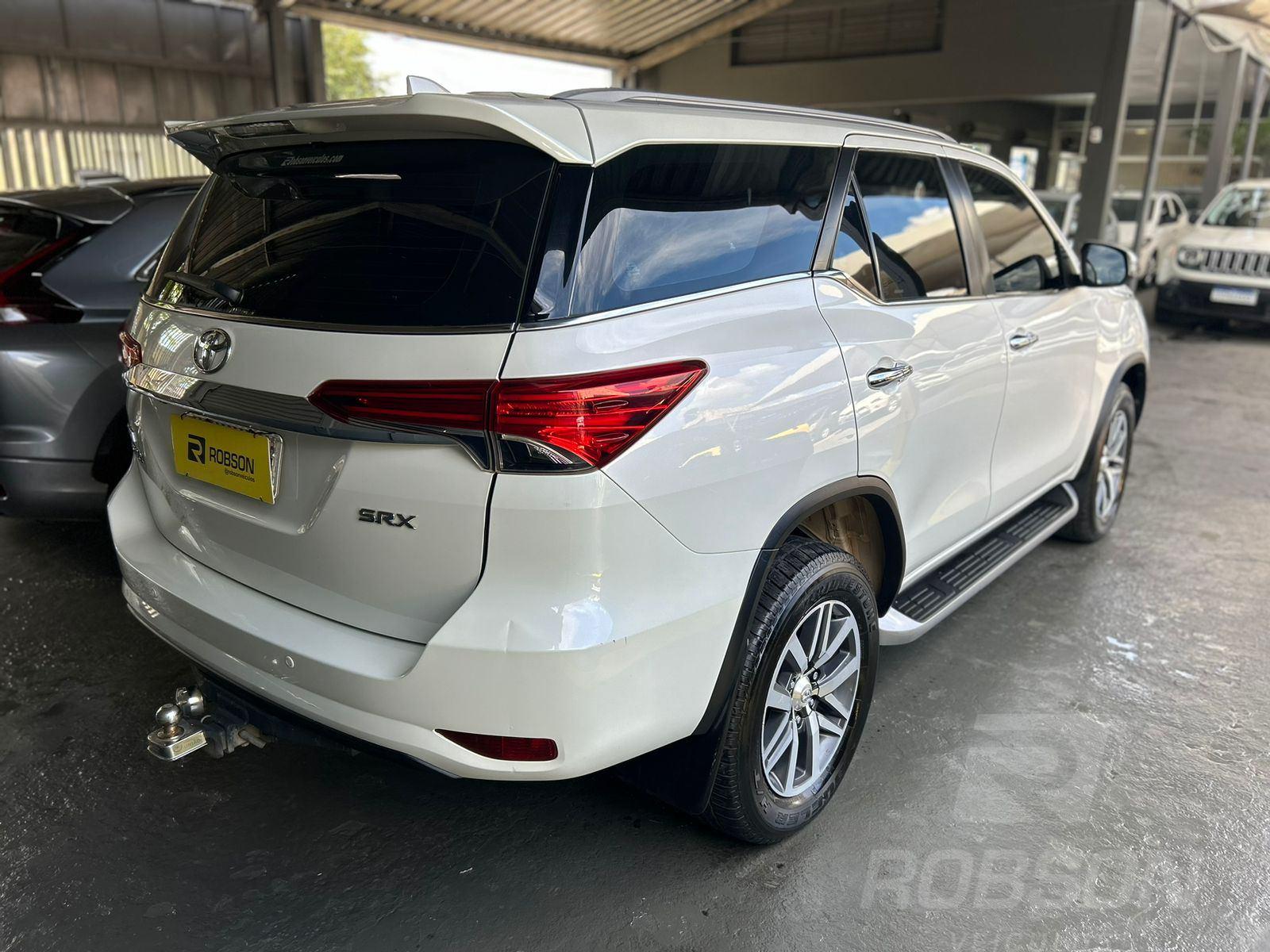 Toyota Hilux SW4 SRX 7 lug 2018