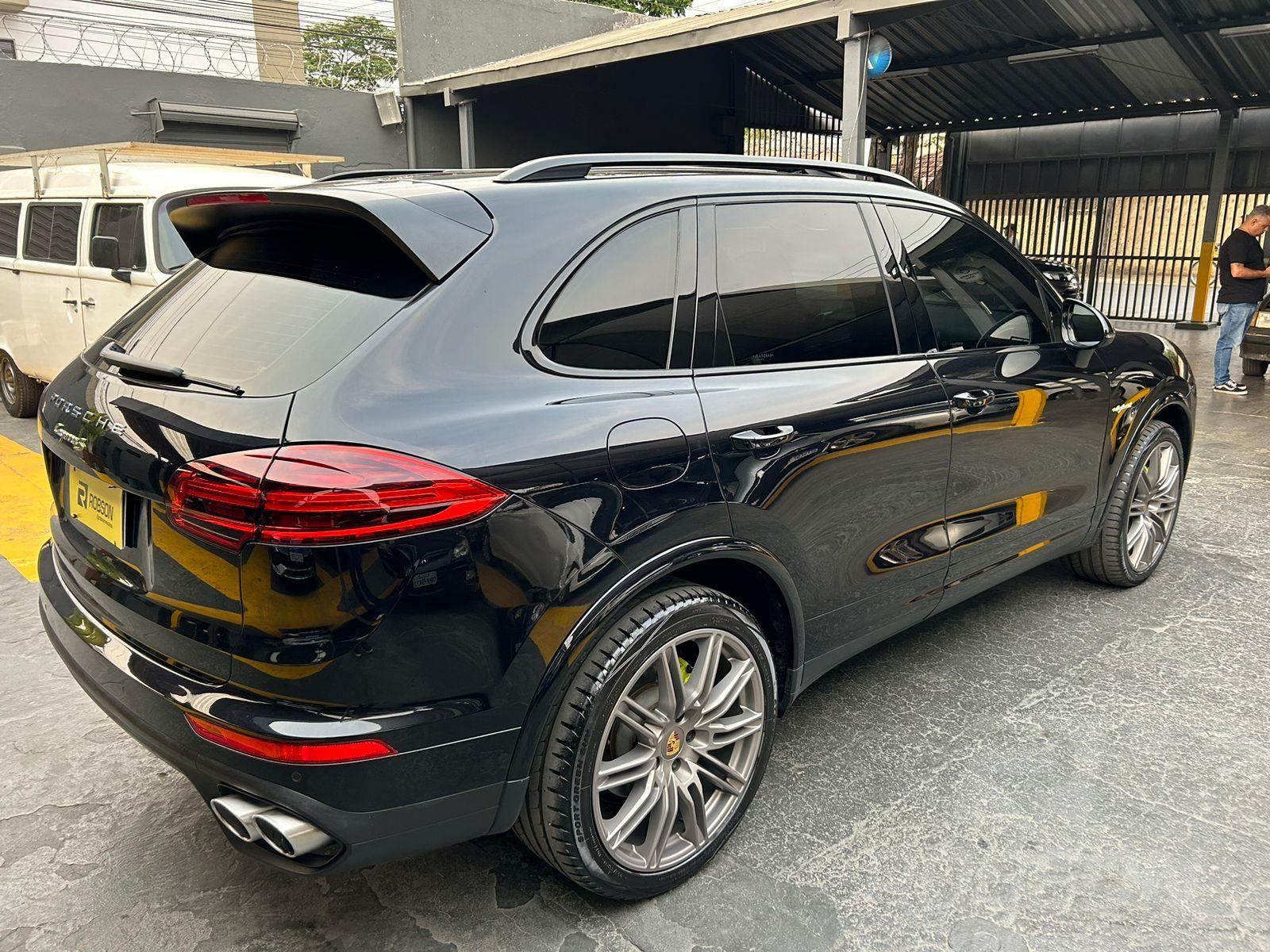 Porsche Cayenne Platinum Ed. 3.0 (Híbrido)  2018