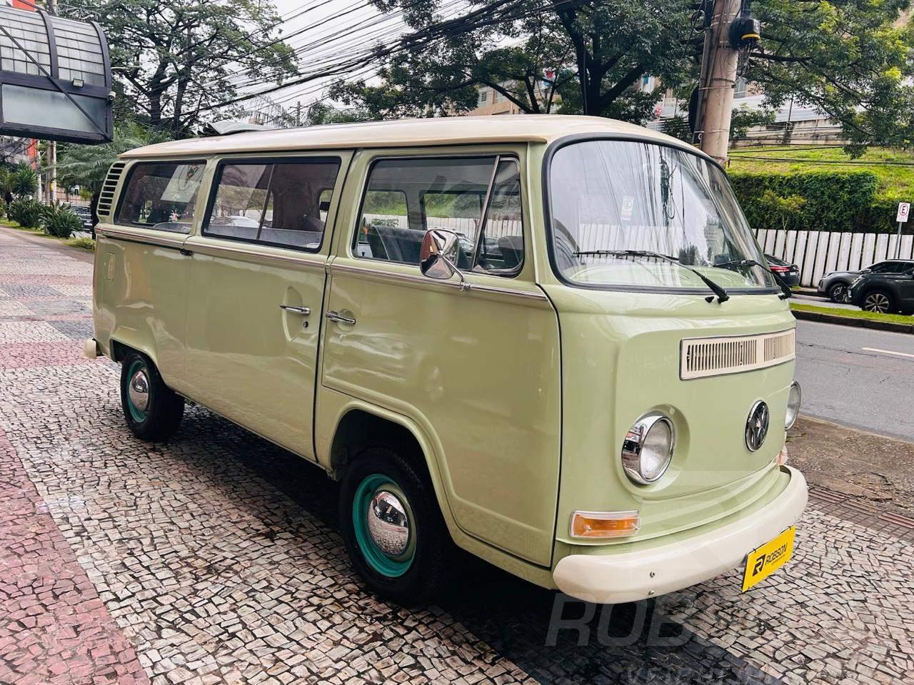 Volkswagen Kombi Standard/ Luxo/ Série Prata 1980