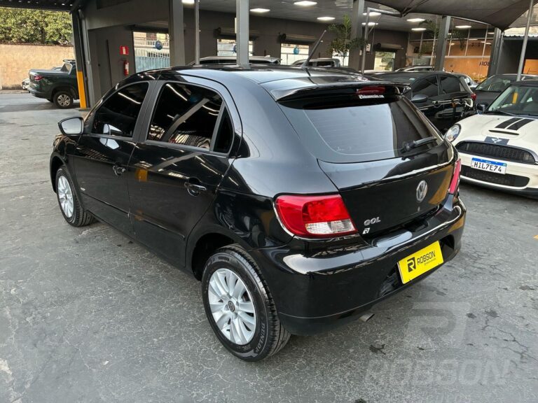 Volkswagen Gol (novo) 1.6 Mi Total Flex 8V 4p  2013