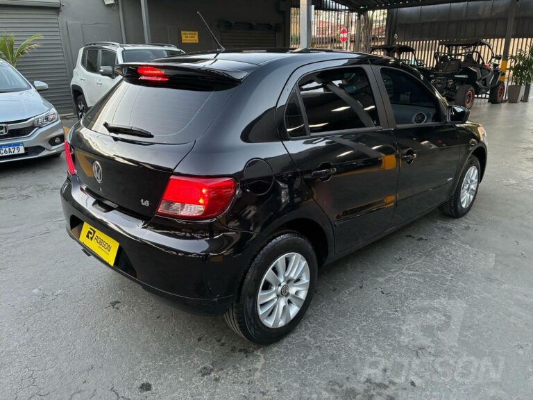 Volkswagen Gol (novo) 1.6 Mi Total Flex 8V 4p  2013